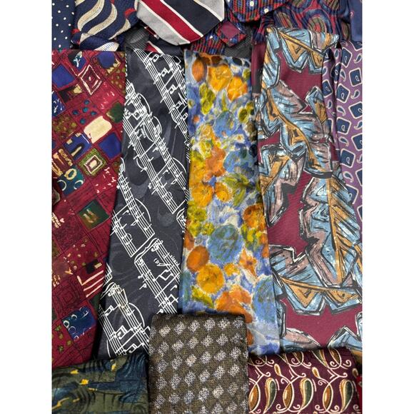 Lot of 50 Groovy Ties: Mostly Silk, Classic Mix J. Garcia Alfani Dior Everything - Picture 3 of 11